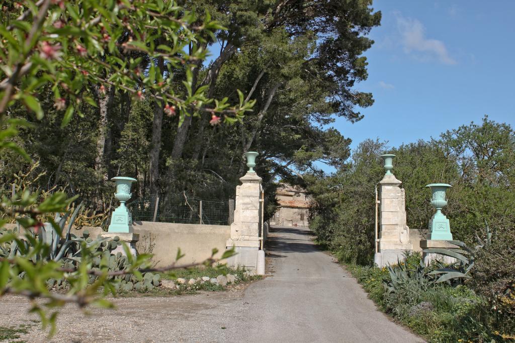 Chateau Le Bouis Gruissan Exterior photo
